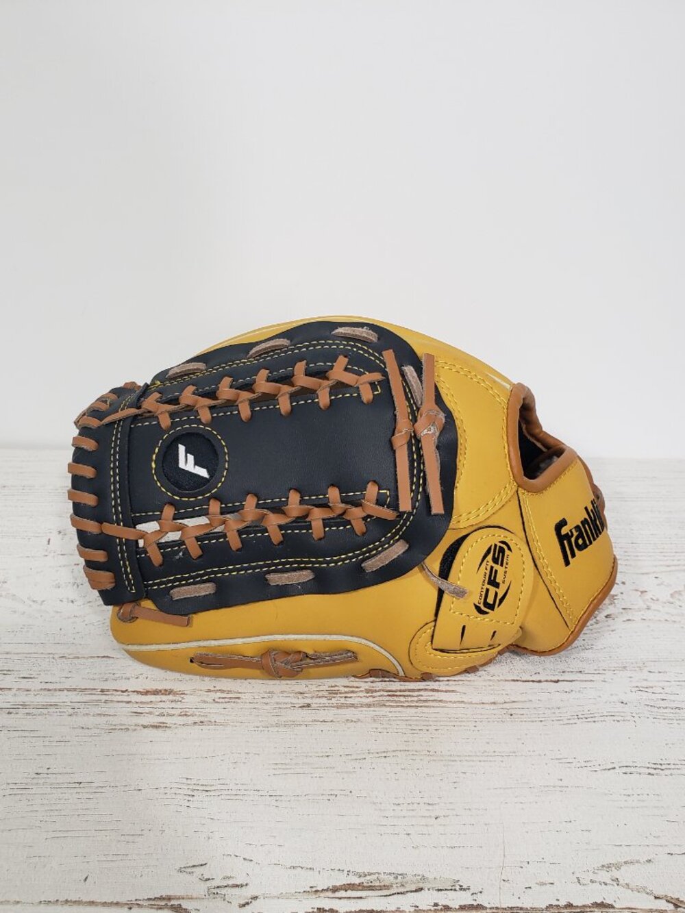 Franklin 22603L 12" Left handed thrower Baseball Glove  ( worn right ) NEW - Picture 3 of 7